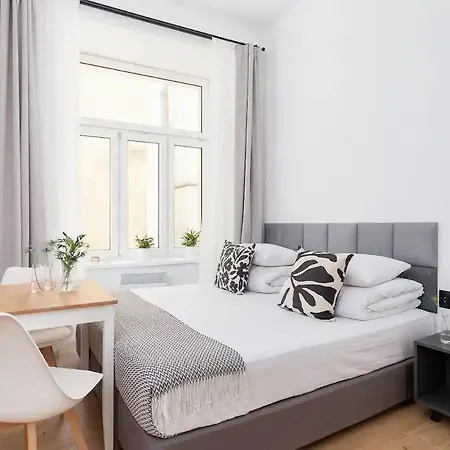 Apartment F-u-c-k