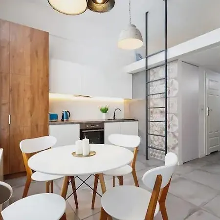 Apartment F-u-c-k