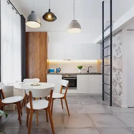 F-u-c-k Apartment